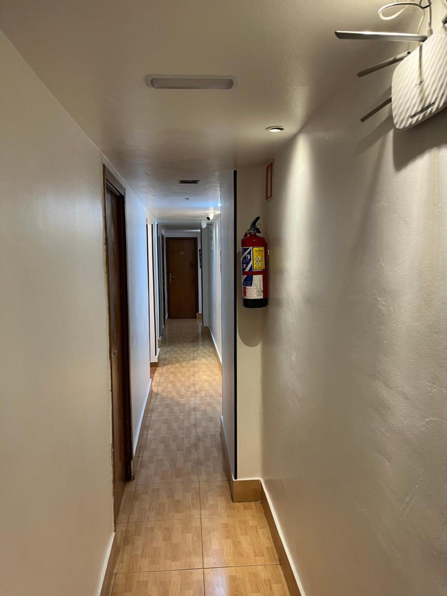Hostal Las Vegas Мадрид Экстерьер фото